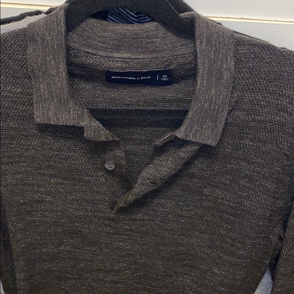 Sweater. Long sleeve shirt